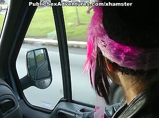 Chick in pink fishnets fucking in the car